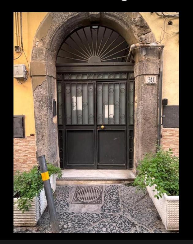 Donna Margherita Appartamento Napoli Bagian luar foto